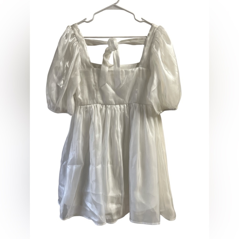 Baevely white satin shiny mini short sleeve dress - Picture 5 of 6